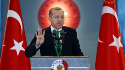 Erdogan continua purga na Turquia