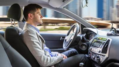 Escolhas de vida ou morte para carros autónomos analisadas em estudo internacional