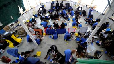 Espanha acolherá 60 dos 141 imigrantes do navio Aquarius
