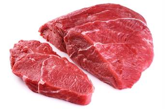 Estudantes de Coimbra apoiam decisão da Reitoria de eliminar carne de vaca das cantinas