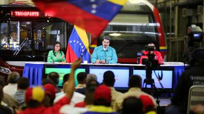 EUA acusam Maduro de “bloquear” ajuda humanitária no país