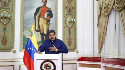 EUA com sanções “muitos importantes” para quem apoie Maduro