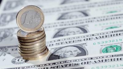 Euro continua a subir e ultrapassa 1,11 dólares