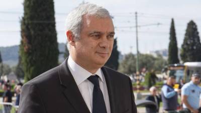 Eurodeputado português Pedro Silva Pereira condecorado pelo imperador do Japão