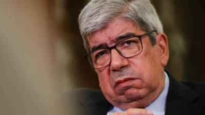 “É evidente que me recandidato a presidente da Assembleia da República”