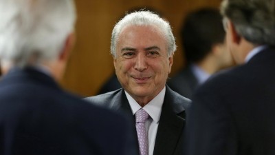 Ex-director da Odebrecht afirma que pessoas próximas do presidente do Brasil receberam dinheiro