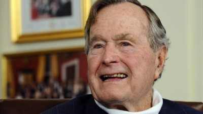 Ex-presidente dos EUA George H. W. Bush hospitalizado