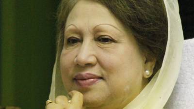 Ex-primeira-ministra do Bangladesh condenada a sete anos de prisão por corrupção