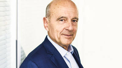 Ex-primeiro-ministro francês Alain Juppé deixa o partido Os Republicanos