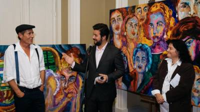 Exposição ‘Emanuel Aguiar, 40 anos a criar’ para ver no Salão Nobre do Baltazar Dias