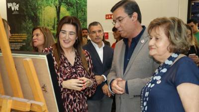 Exposição ‘O essencial é invisível aos olhos’ destaca papel dos voluntários