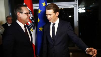Extrema-direita no Governo austríaco abidca de referendo sobre saída da UE