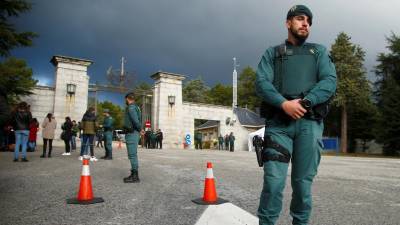 Exumação de Francisco Franco já começou no Vale dos Caídos