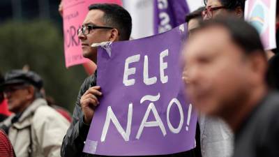 Facebook encerra 68 páginas e 43 contas ligadas a Bolsonaro