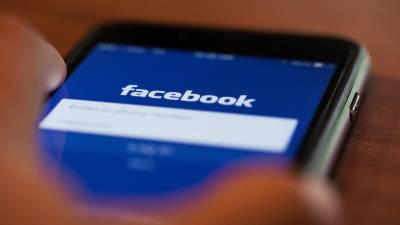 Facebook fecha centenas de páginas para combater desinformação e manipulação
