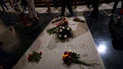 Família de Franco irá encarregar-se dos restos mortais