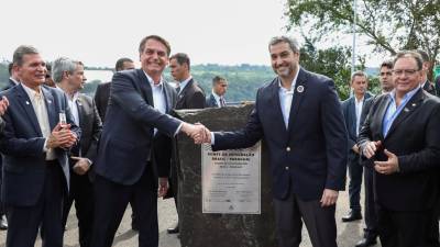 Filho de Bolsonaro defende armas nucleares no Brasil para país ganhar respeito internacional