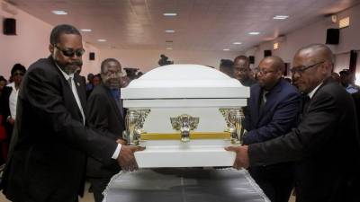 Filhos de Savimbi elogiam presidente angolano por permitir exéquias 17 anos após morte