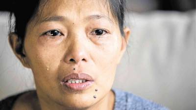 Filipina despedida por ter cancro contesta decisão junto do governo de Hong Kong