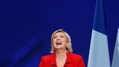 Fillon e Mélenchon aproximam-se ainda mais de Le Pen e Macron