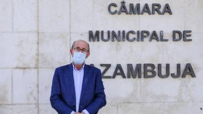 Foco em bairro de Azambuja preocupa Câmara que admite pedir cordão sanitário