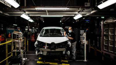 França dá aval a crédito de 5.000 milhões de euros para a Renault