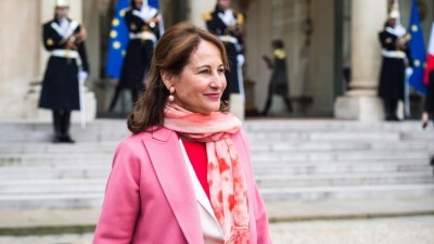 França quer acelerar aplicação dos acordos de Paris sobre alterações climáticas