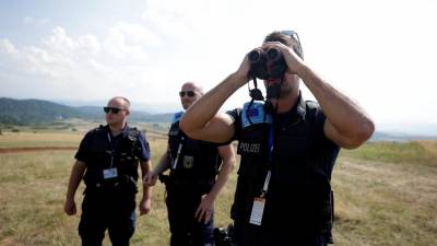 Frontex acusada de tolerar abusos sobre migrantes e violar direitos