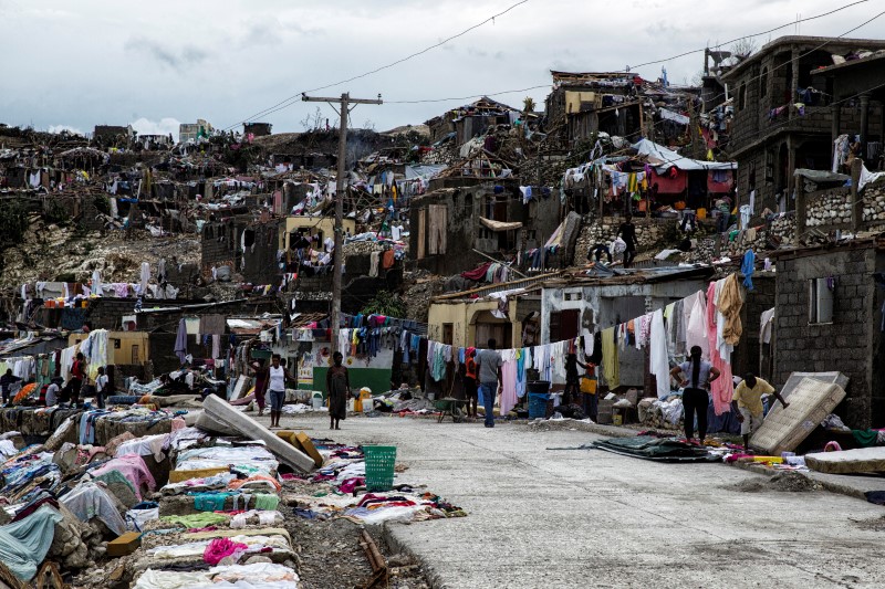 Furacão Matthew provocou pelo menos 473 mortos no Haiti