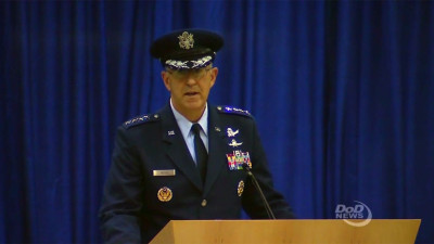 General dos EUA diz que pode recusar ordem “ilegal” de Trump para ataque nuclear