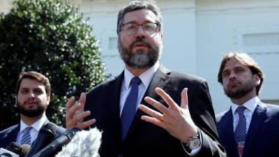 Governo brasileiro diz que Trump defende soberania do país sobre a floresta Amazónia