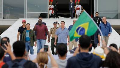 Governo brasileiro procura autor de portaria que defende aborto durante pandemia