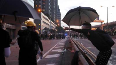 Governo chinês acusa políticos ocidentais de encorajarem distúrbios em Hong Kong