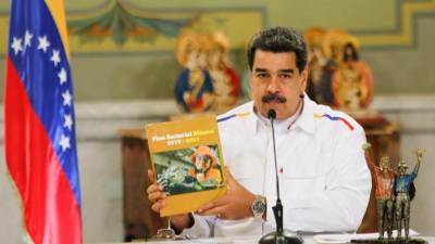 Governo de Maduro também vai passar a exigir visto a peruanos