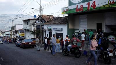 Governo e empresários estudam acções para garantir segurança aos supermercados na Venezuela