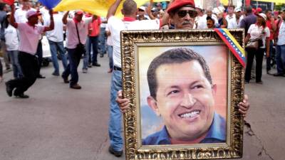 Governo venezuelano fixa preços de 25 produtos básicos alimentares