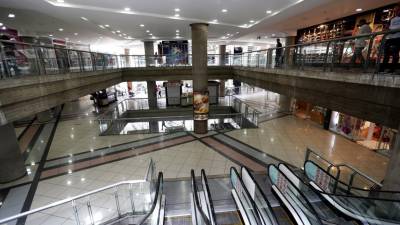Grandes filas nos bancos e dificuldades de transporte marcam retoma de actividades na Venezuela