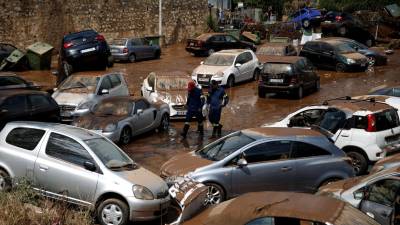 Grécia atingida por nova catástrofe, depois do fogo vem a tempestade