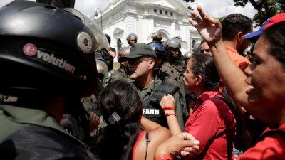 Greve geral de 12 horas na Venezuela convocada para hoje pela oposição
