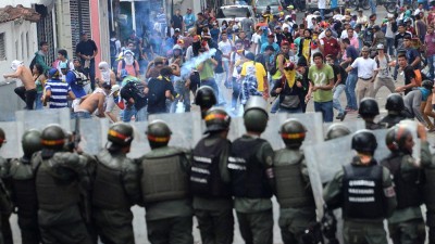 Greve geral na Venezuela culmina semana em que os protestos subiram de tom