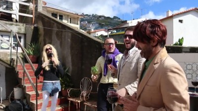 Grupo 4Litro satiriza vinda à Madeira de Maria Leal em novo sketch humorístico
