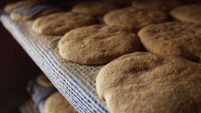 Grupo de padaria na Finlândia começa a vender pão feito com farinha de grilo