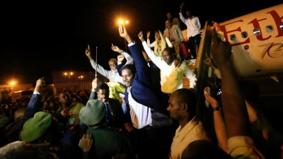 Grupo rebelde liberta 125 prisioneiros de guerra no Sudão