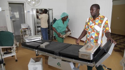 Grávidas morrem por falta de anestesistas, Guiné-Bissau só tem um para todo o país
