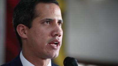Guaidó acusa Maduro de querer desmantelar o Parlamento