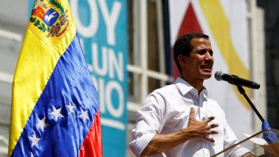 Guaidó crítica expulsão de eurodeputados pelo “regime isolado e irracional”