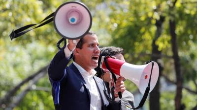 Guaidó diz “o momento é agora”