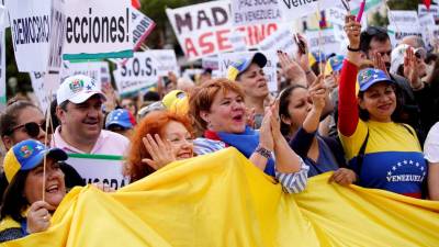 Guaidó partilhou fotografias das manifestações no Twitter