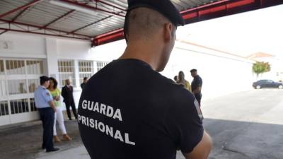 Guardas prisionais marcam greve entre 20 e 23 de Setembro