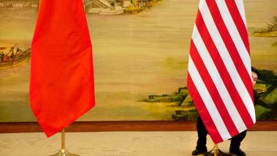 Guerra comercial EUA-China entre os dez maiores riscos do mundo para 2018